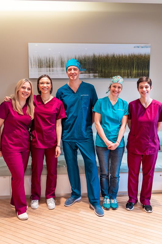 The team at work 9 — Somi Smile practice, Uccle, Brussels